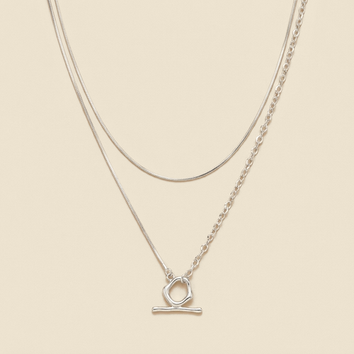 Charm Pendant Choker