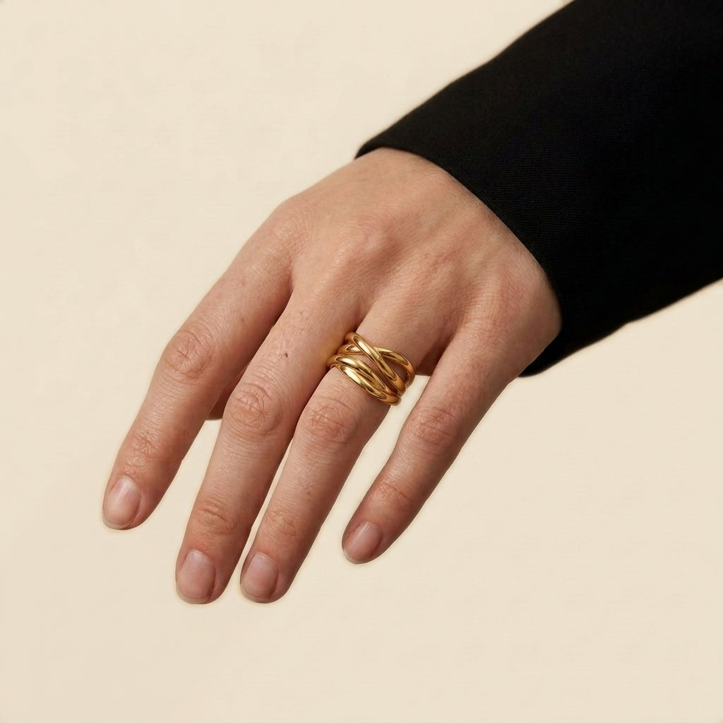 Interlocking Band Ring - gold color, worn