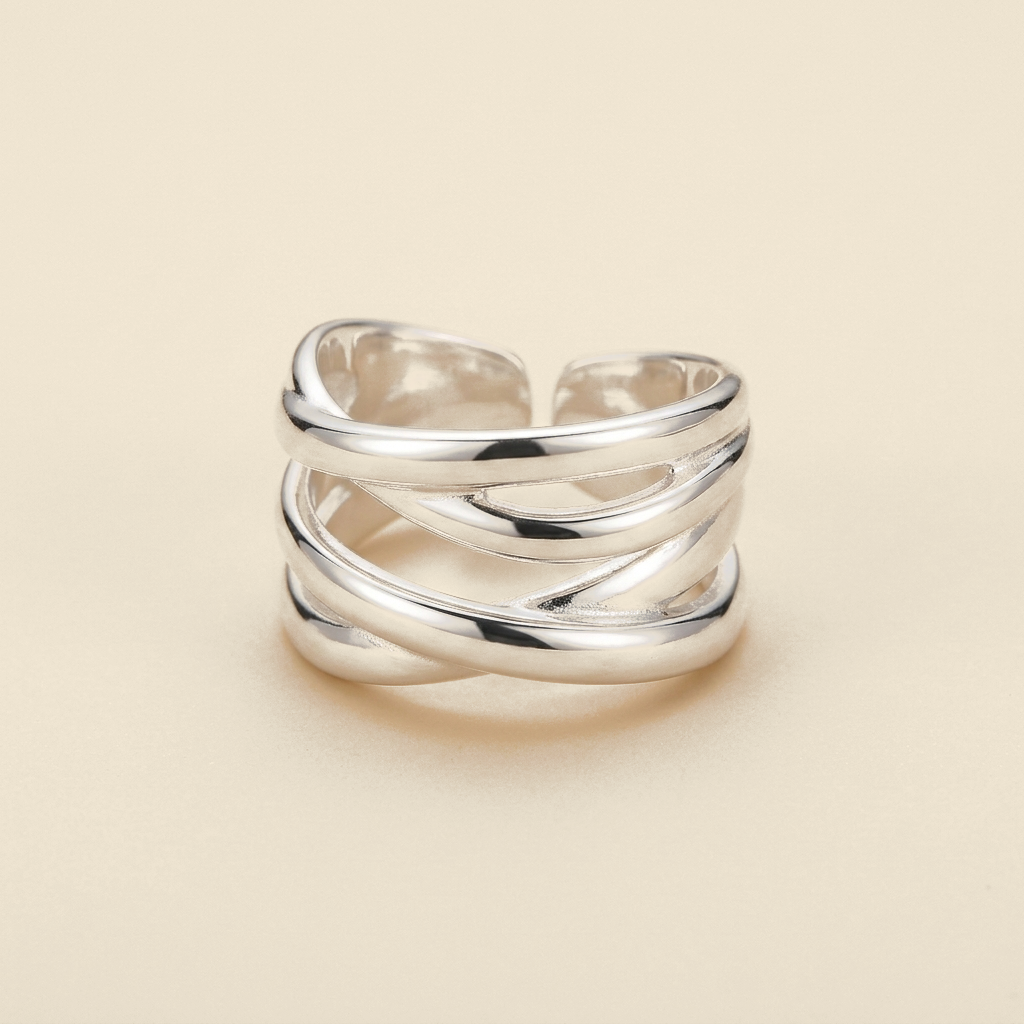 Interlocking Band Ring - silver color